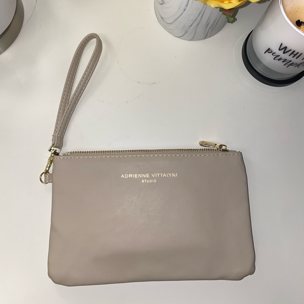 Portable Charging Wristlet